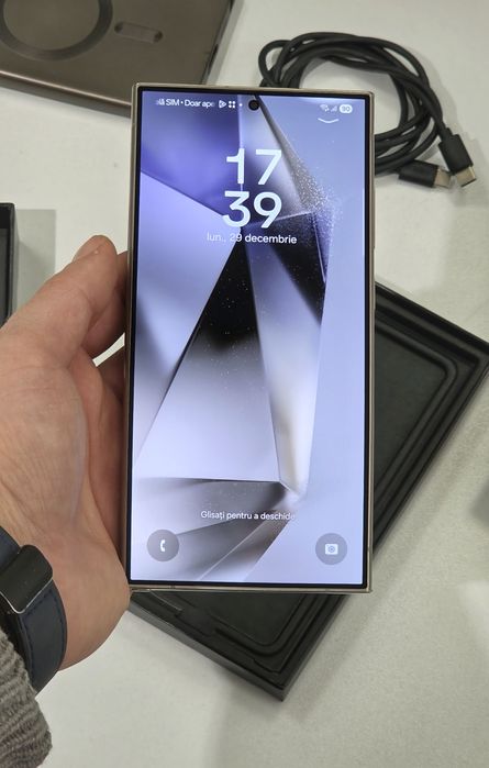 S24 Ultra ca NOU, 12 / 256 Gb, Titanium Gray, GARANTIE (nu S25)