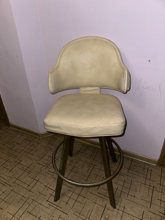 Стул высокий барный