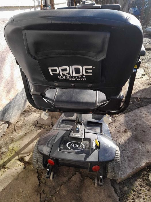 Scuter pentru persoane cu dizabilități