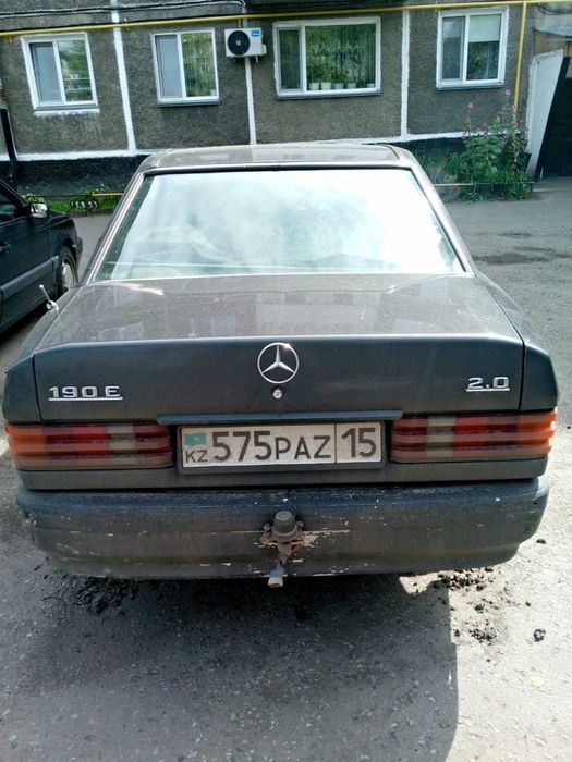 ПРОДАМ СРОЧНО Мерседес 190Е   1991 год