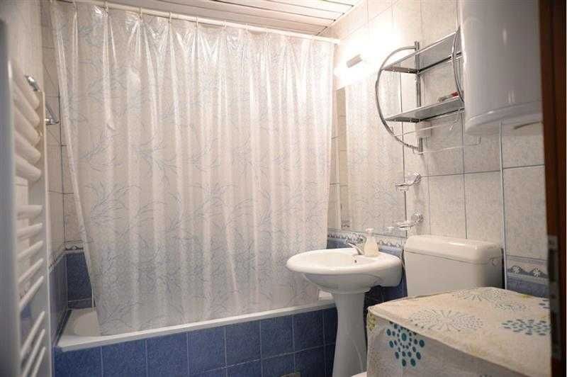 Дава се под наем Едностаен апартамент в Пловдив, Център - 34 кв.м за 153 € - Снимка #1