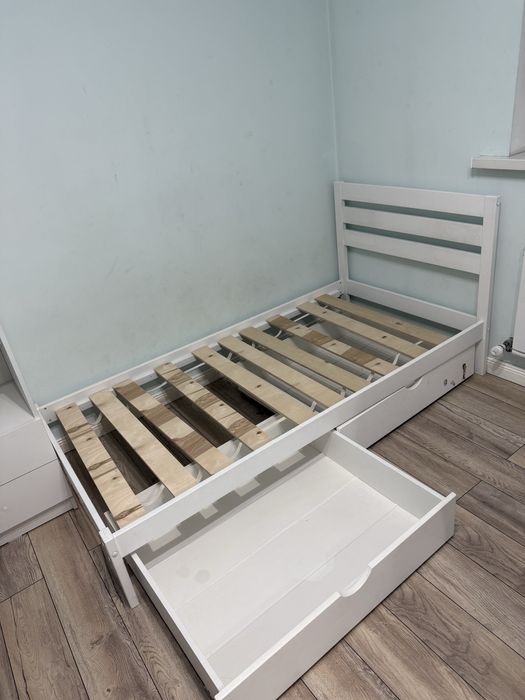 Продам детский кровать, шкаф