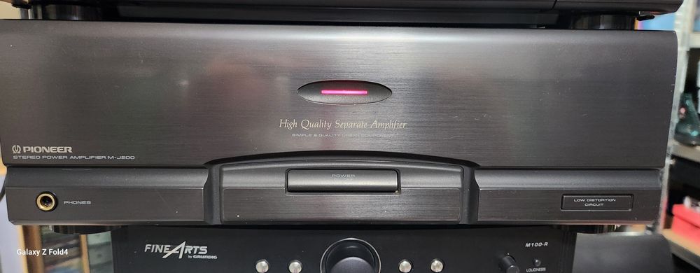 Sistem  Pioneer cu telecomandă