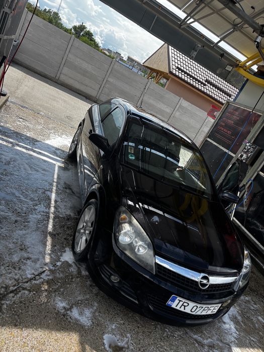Vand opel Astra GTC 180Cp