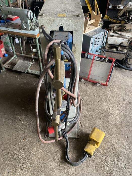 Aparat sudura industrial prin Punctura