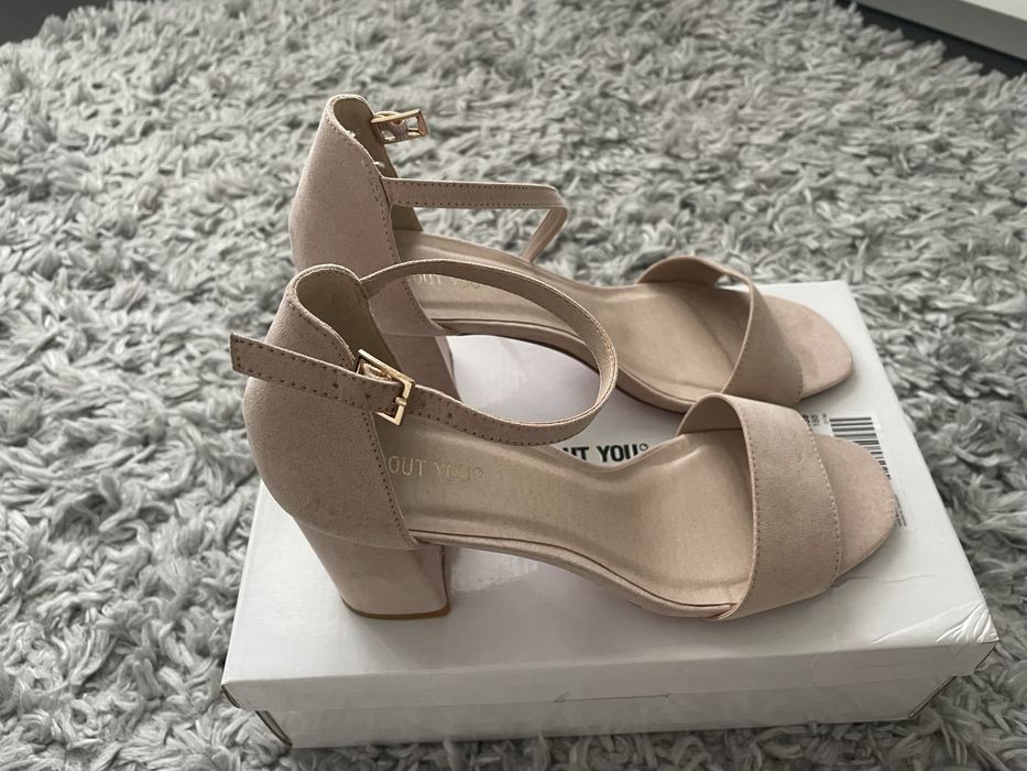 Сандали About you 40 ном