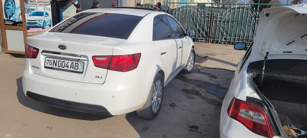 Киа форти серато