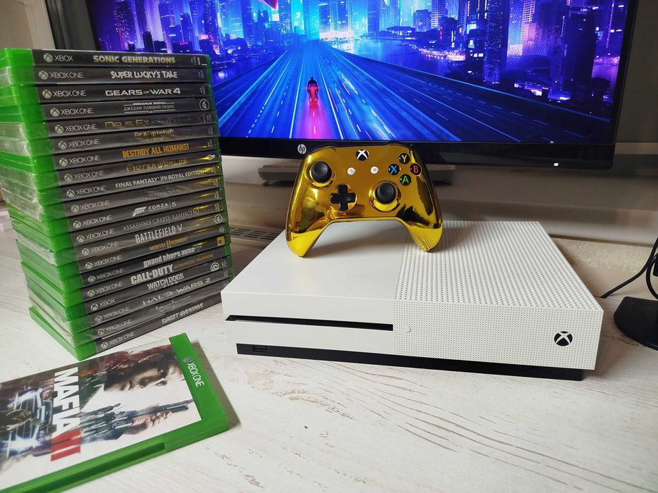 XBOX ONE S игры есть