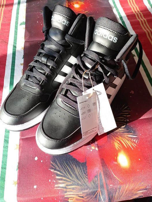 Баскетболни маратонки adidas original