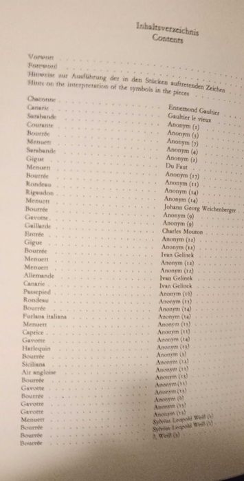 2 тетрадки с нотирани пиеси за китара с музика от 17 и 18 век