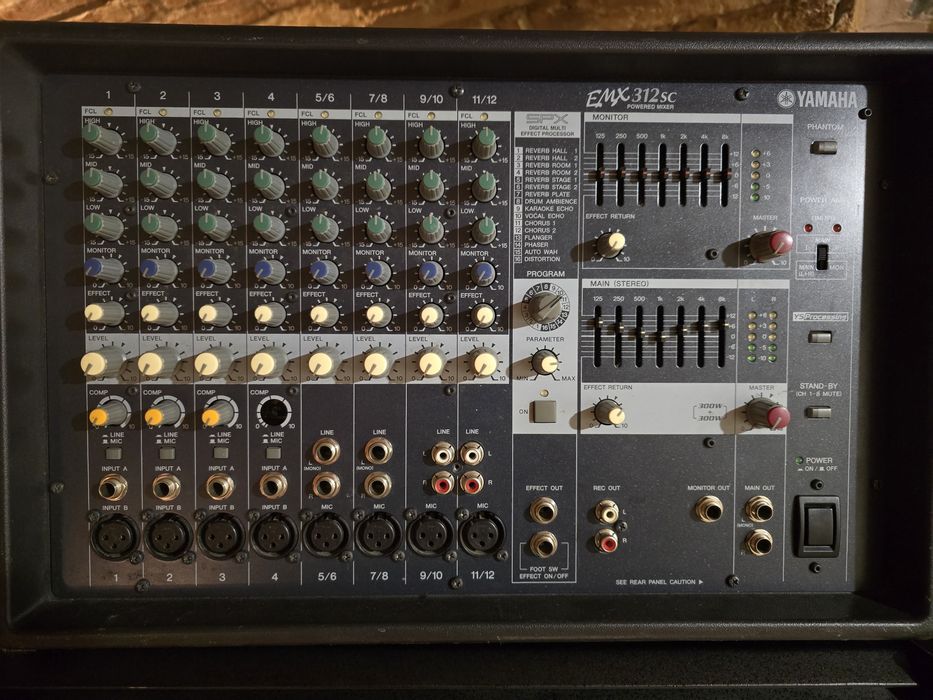 Mixer Phonic Pwp K12 case/Behringer Pmp5000/Yamaha Emx312sc