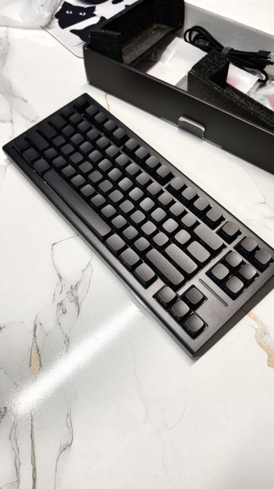 Red Square IO type 84 magnetic Black
