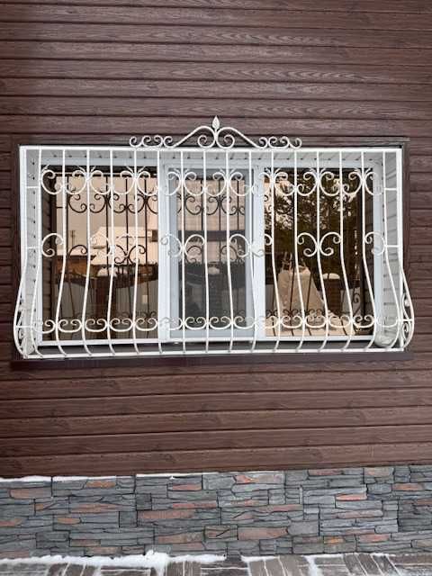Продаётся решётка для окна декоративная
