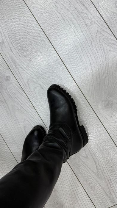 Продам зимние сапоги