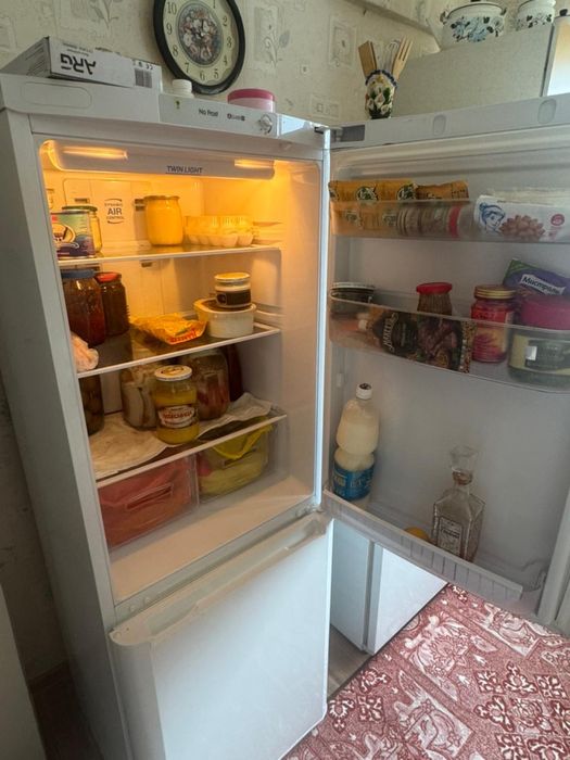 Продам холодильник