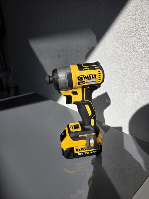 Autofiletanta Impact Dewalt DCF 887