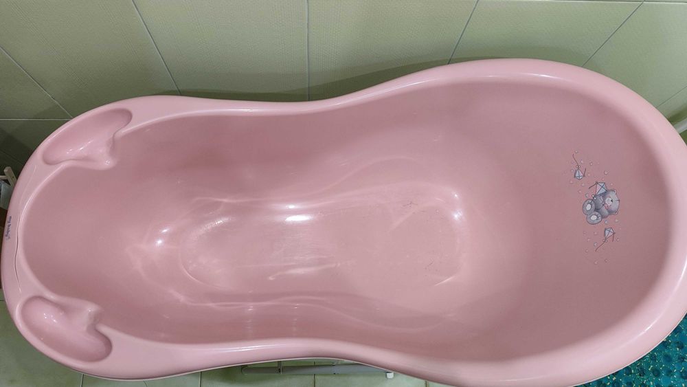 Бебешко корито 100x51x30 см с метална стойка