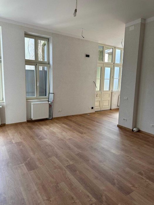 Spatiu deosebit in zona centrala a Aradului vis a vis de CASINO