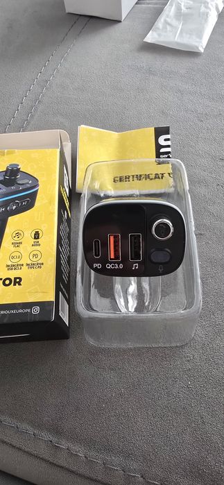 Bluetooth fm модулатор зарядно за кола