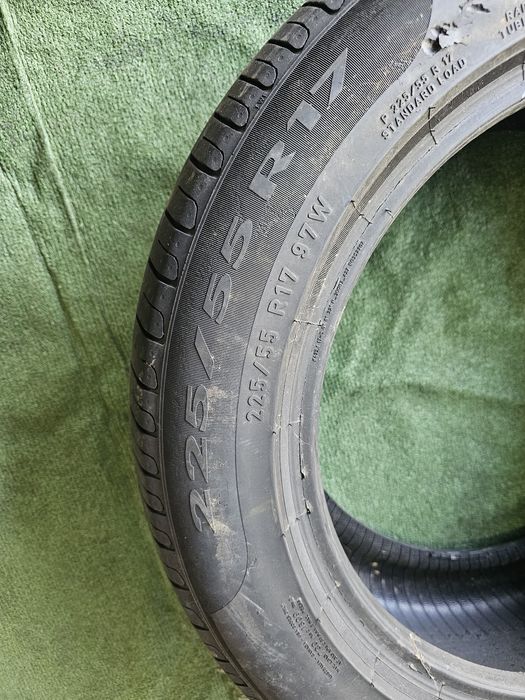 225 55 17 vara pirelli