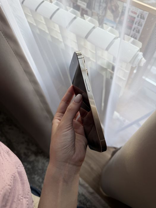 Iphone 14 pro  на 1 тб