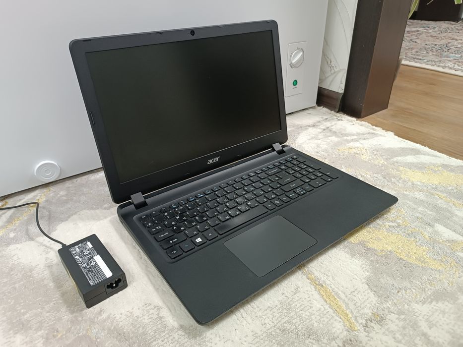 Ноутбук ACER Windows 10.