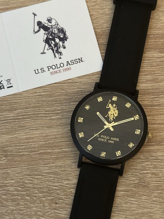 U.S Polo Asnn черен часовник чисто нов в кутия 40 евро