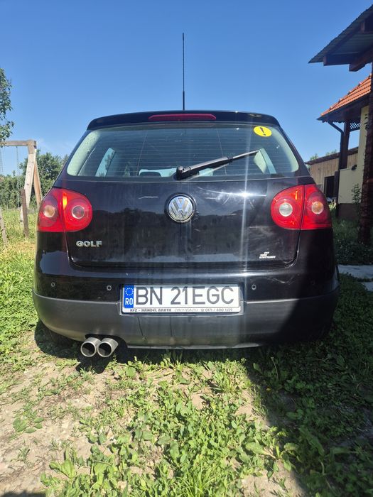 Vând Golf 5 din 2007