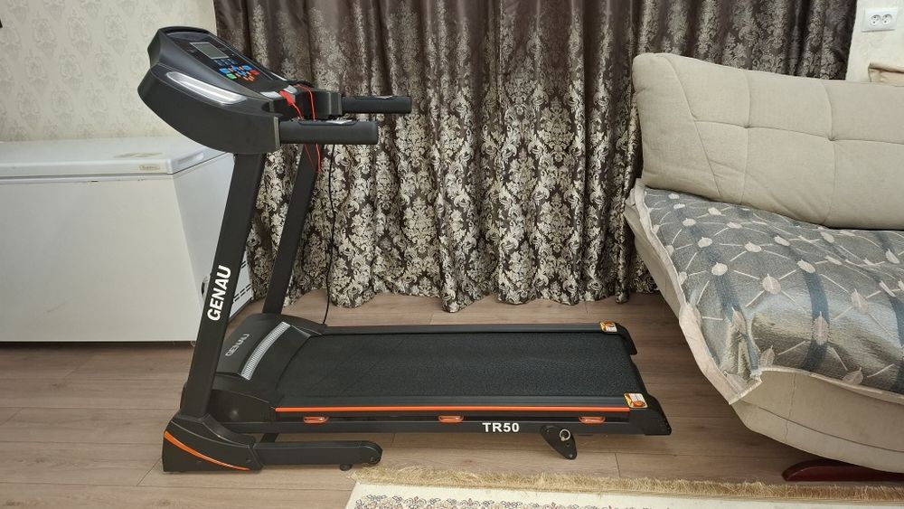 Беговая дорожка Genau TR 50