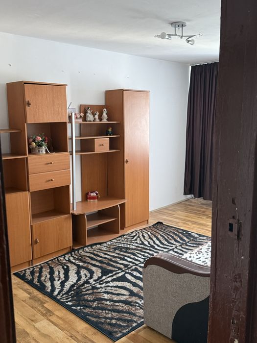 Propietar vand apartament 3 camere – Zona Crangasi.