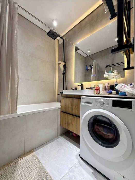 Коратошда 4 хонали, евроремонт, квартира сотилади, 94 м2