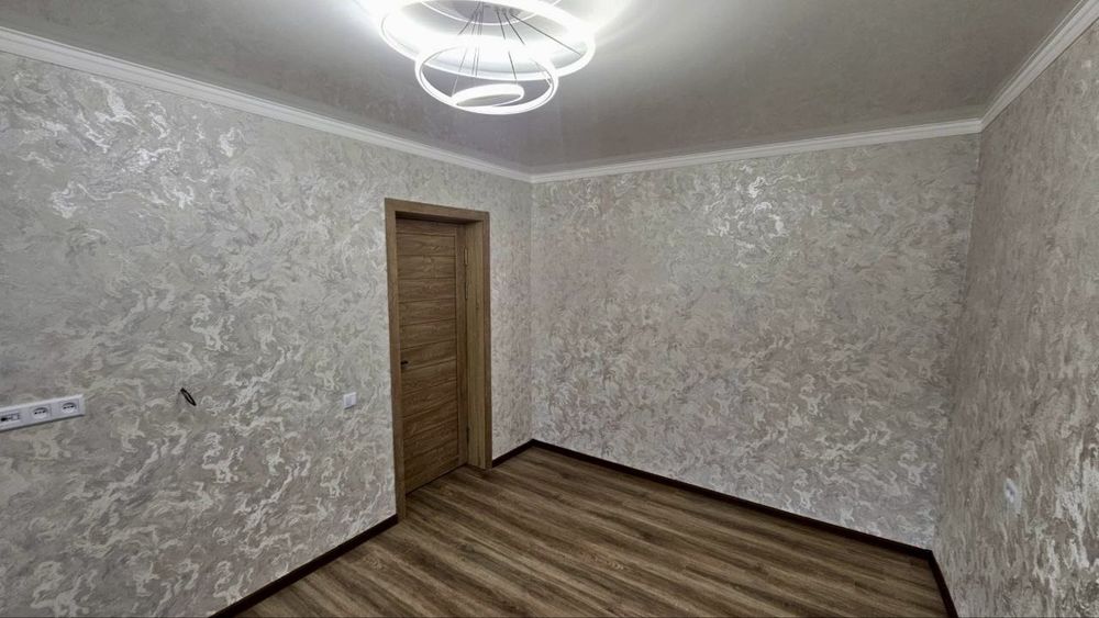 Продается однокомнатная квартира в центре города с хорошей локацией.