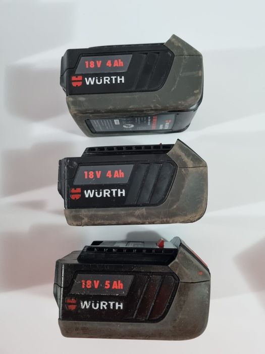 Vând acumulatori wurth/boxa