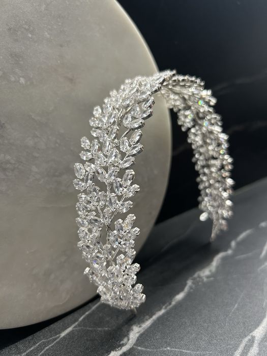 Diademă Glamadea zirconiu cubic placata cu aur alb