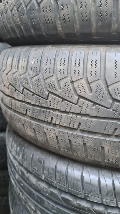 215 70 16 Uniroyal Hankook 6 anvelope iarna
