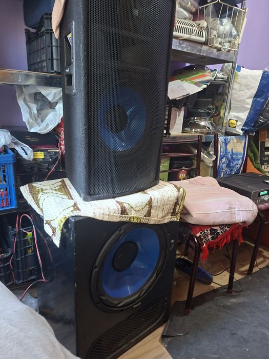 Boxe  bombe de rupe blocul in doua