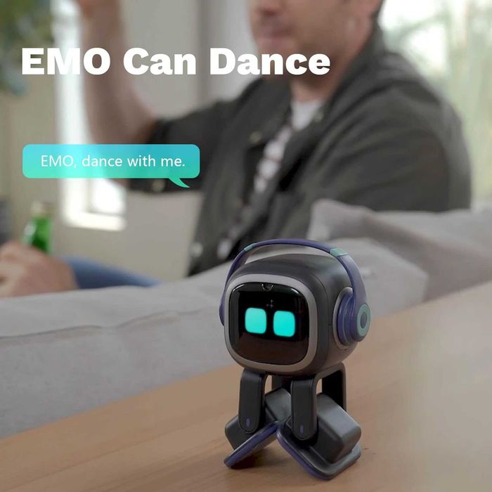 Интерактивный робот компаньон EMO Robot