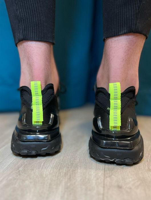 Nike Air Max React  Black Коледно Намаление