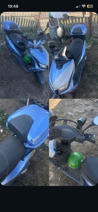Продам скутер все документы ест