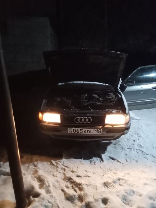 Продам машыну Ауди 90