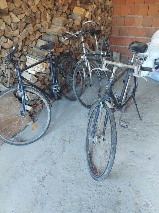 Vând.     biciclete