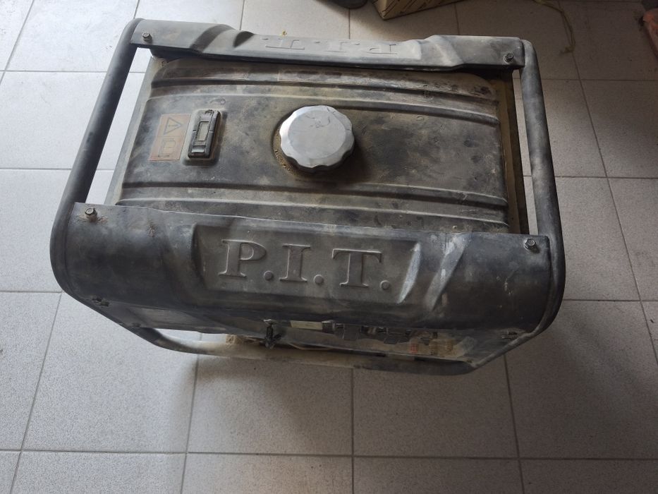 Генератор продам