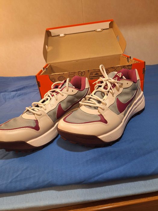 Чисто нови мъжки маратонки  NIKE ACG Lowcate