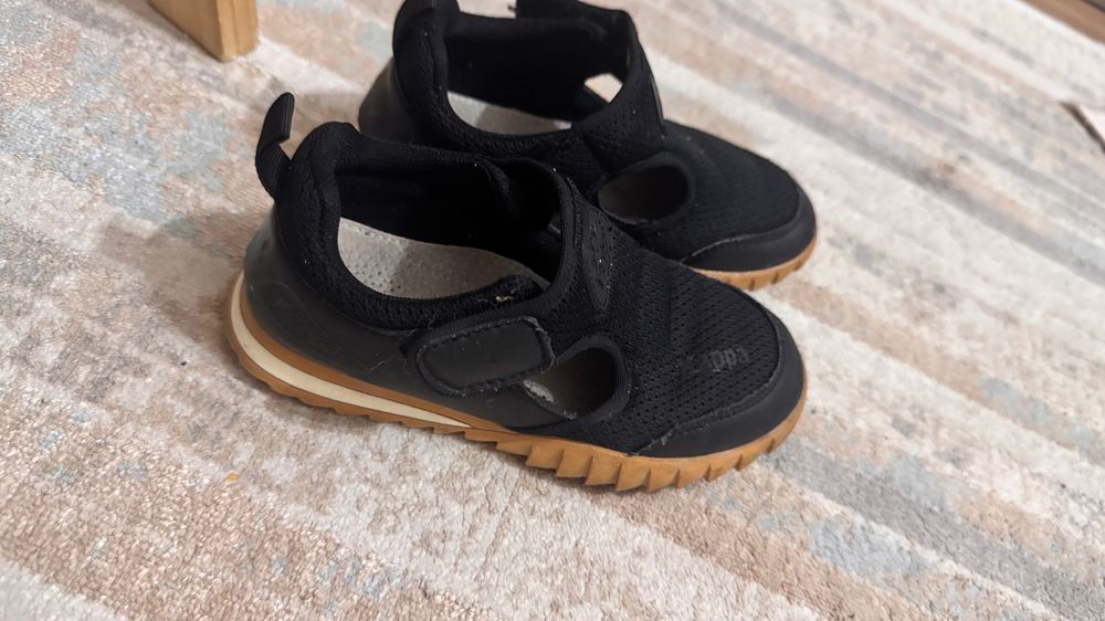 Сандалии детские