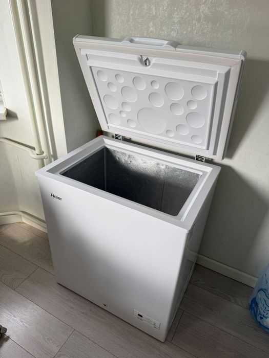 Морозильная ларь Haier HCE143R