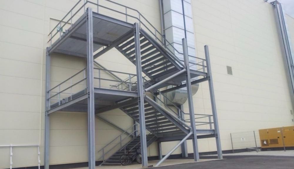 Scari metalice zincate