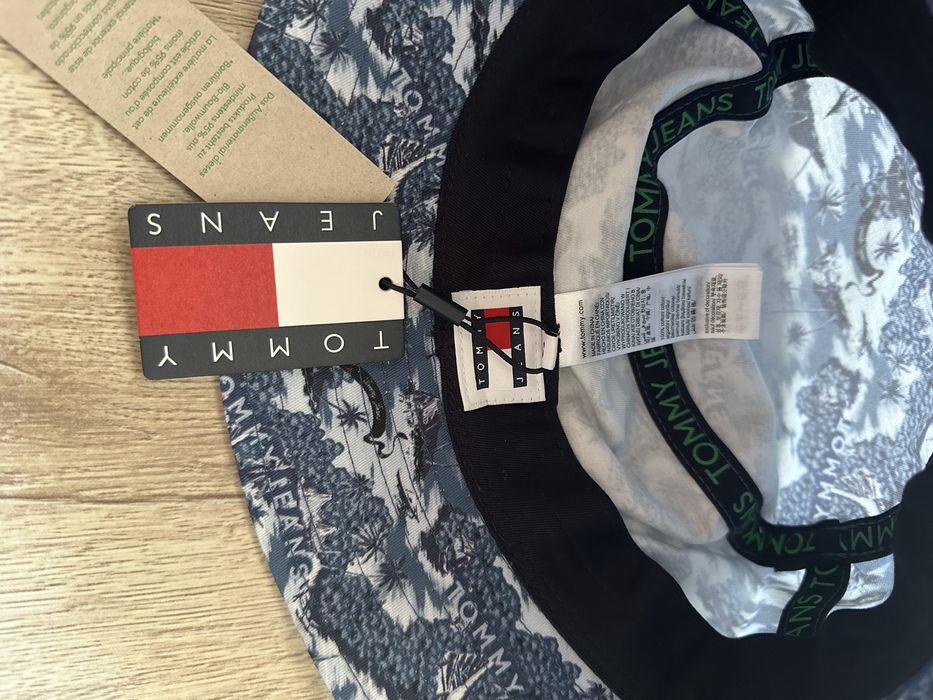 Tommy Hilfiger лятна шапка