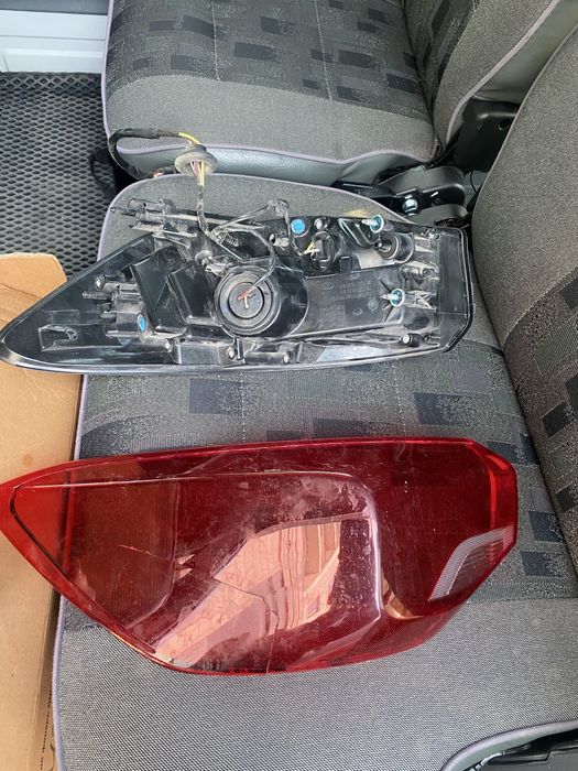 Onix orqa fara sotiladi