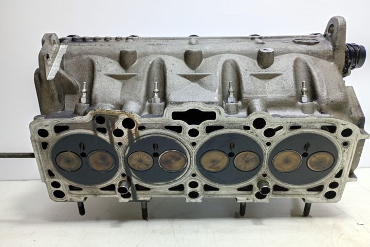 Ansamblu chiulasă motor 038103373R Audi A4 B7 seria