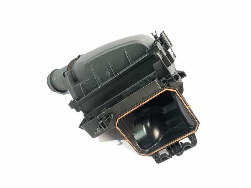 Carcasa filtru aer pentru Mercedes A, B CLASS, GLA, CLA 2012+